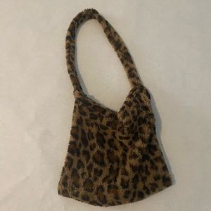 Cheetah print tote bag